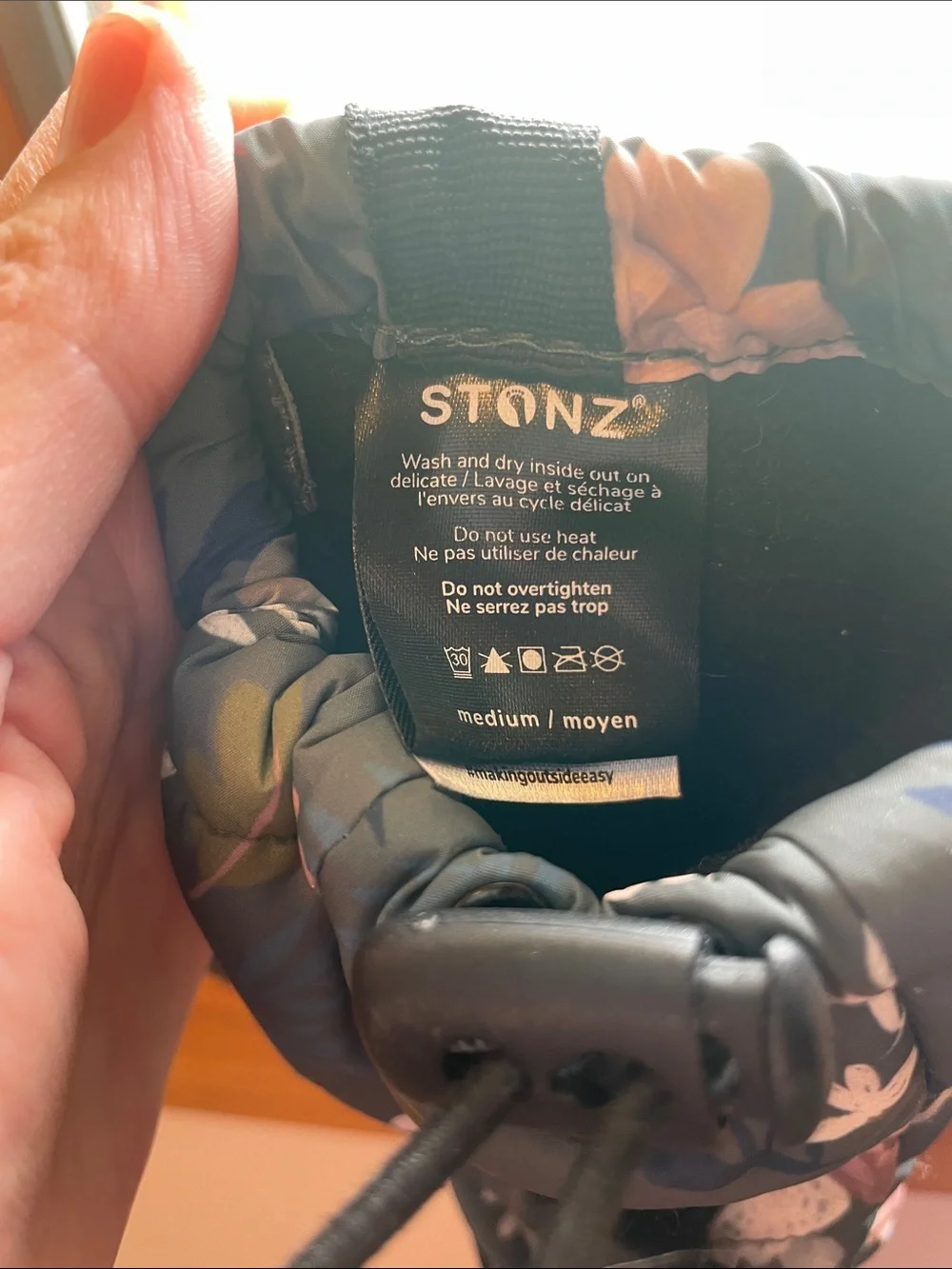 Stonz Toddler Floral Puffer Booties in Dark Green and Pink
